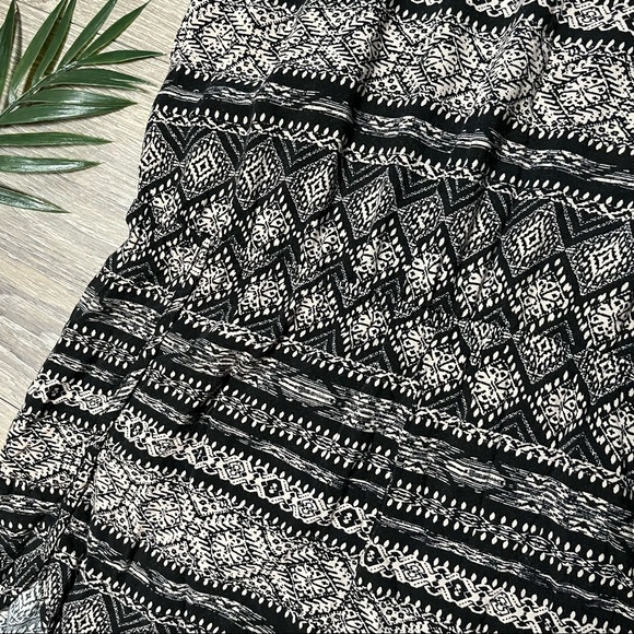 Fun & Flirty romper - Picture 5 of 5